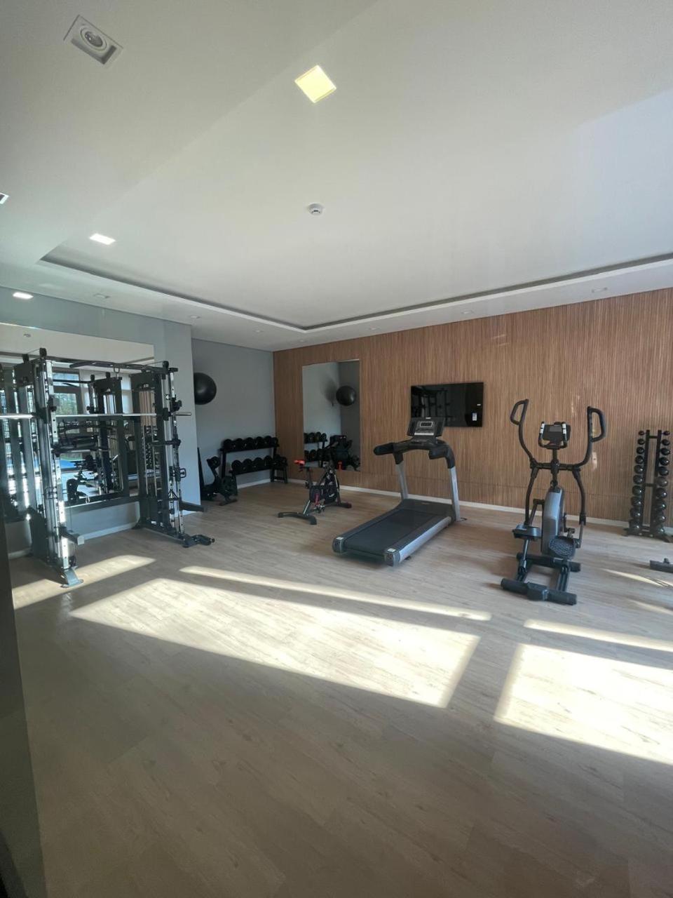 Apartamento De Luxo, Ao Lado Do Metro *